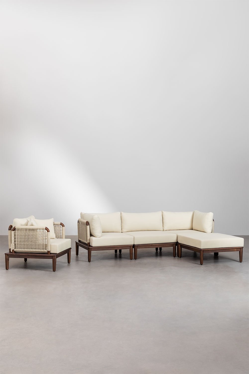 Canapé de jardin modulable 3 pièces avec 2 fauteuils d'angle, pouf et fauteuil en bois d'acacia Brayan , image de la galerie 1