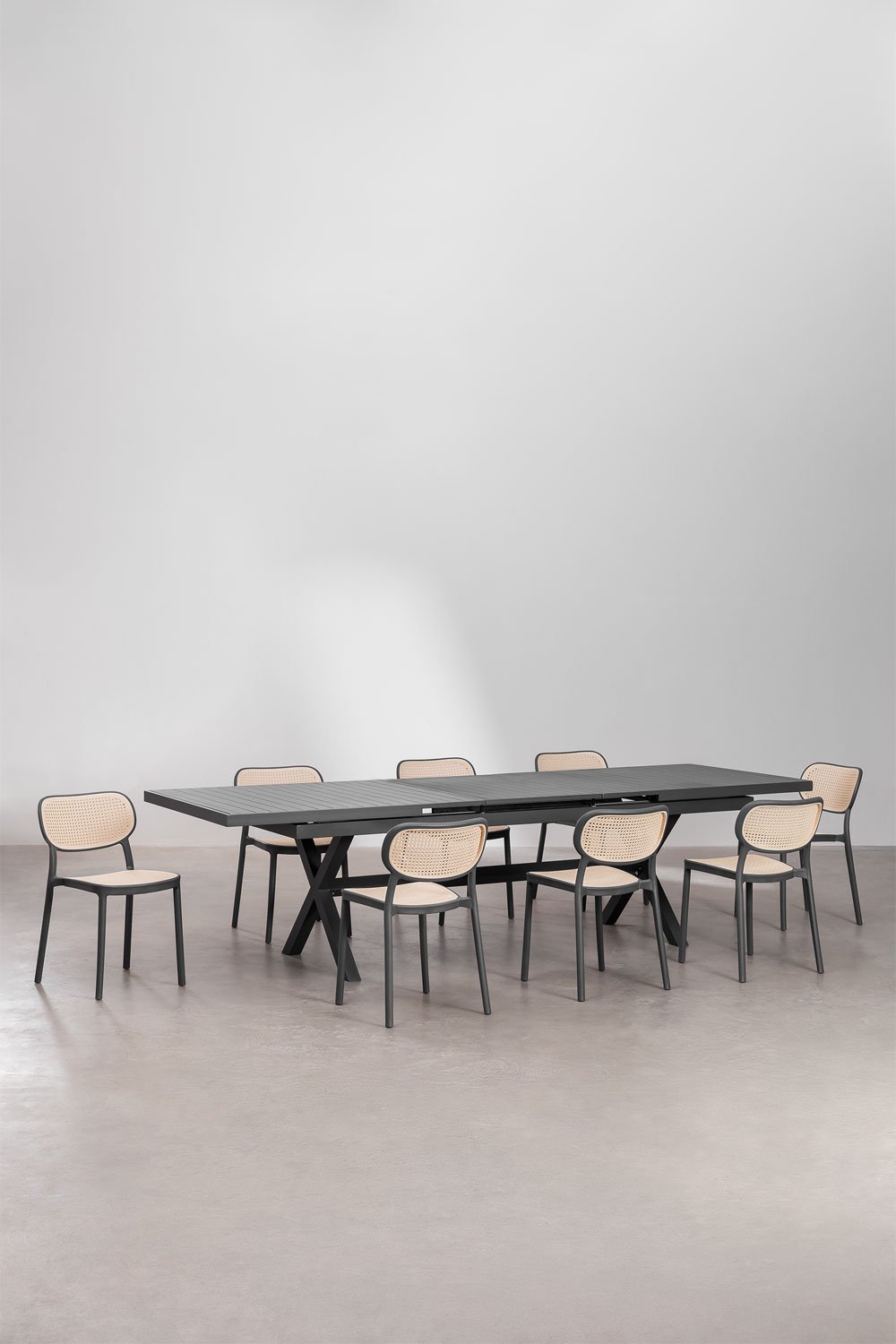 Ensemble table de jardin rectangulaire extensible en aluminium (240-300x100 cm) Karena et 8 chaises de jardin Omara, image de la galerie 1