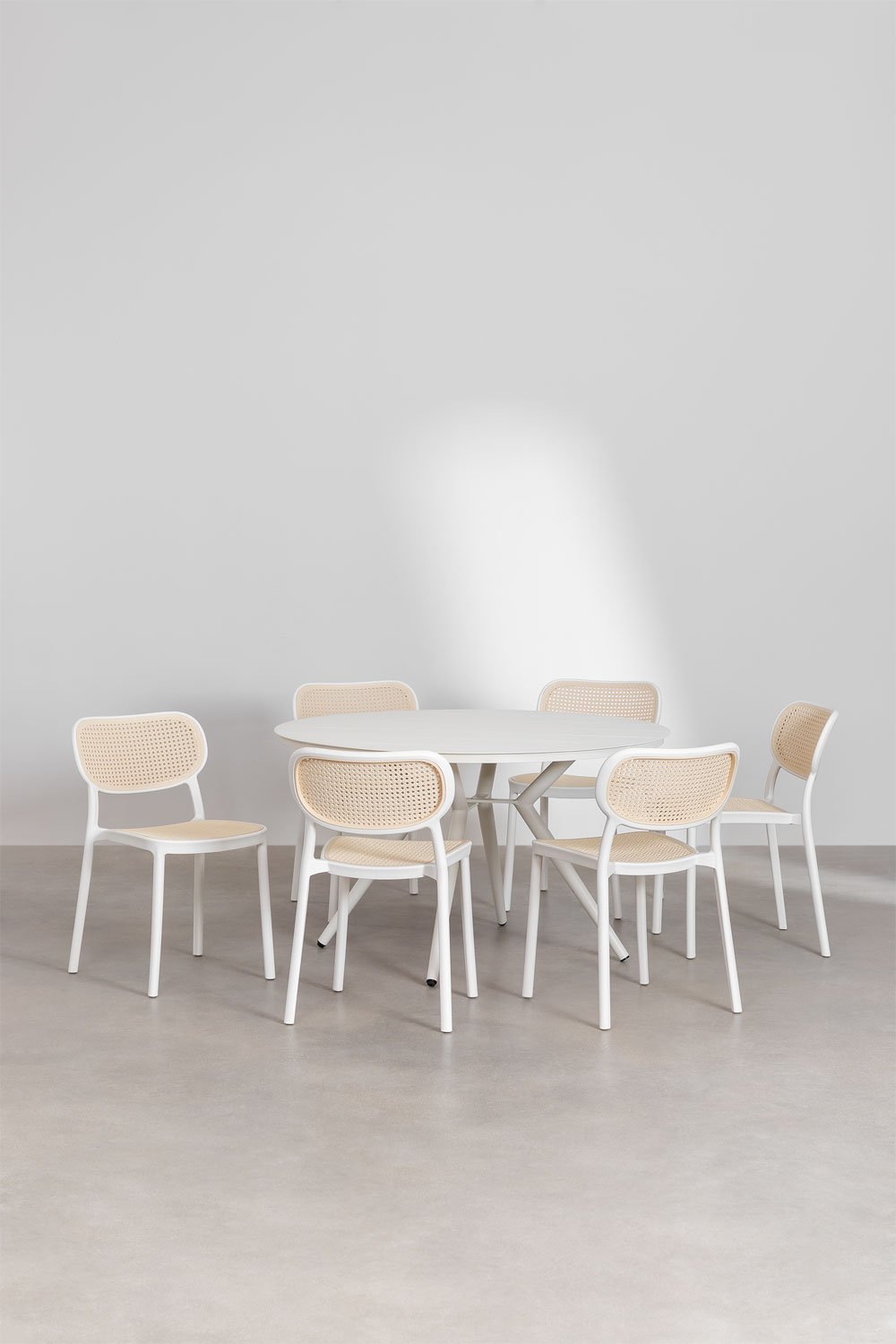 Ensemble de table ronde en aluminium (Ø125 cm) Valérie et 6 chaises de jardin Omara, image de la galerie 2