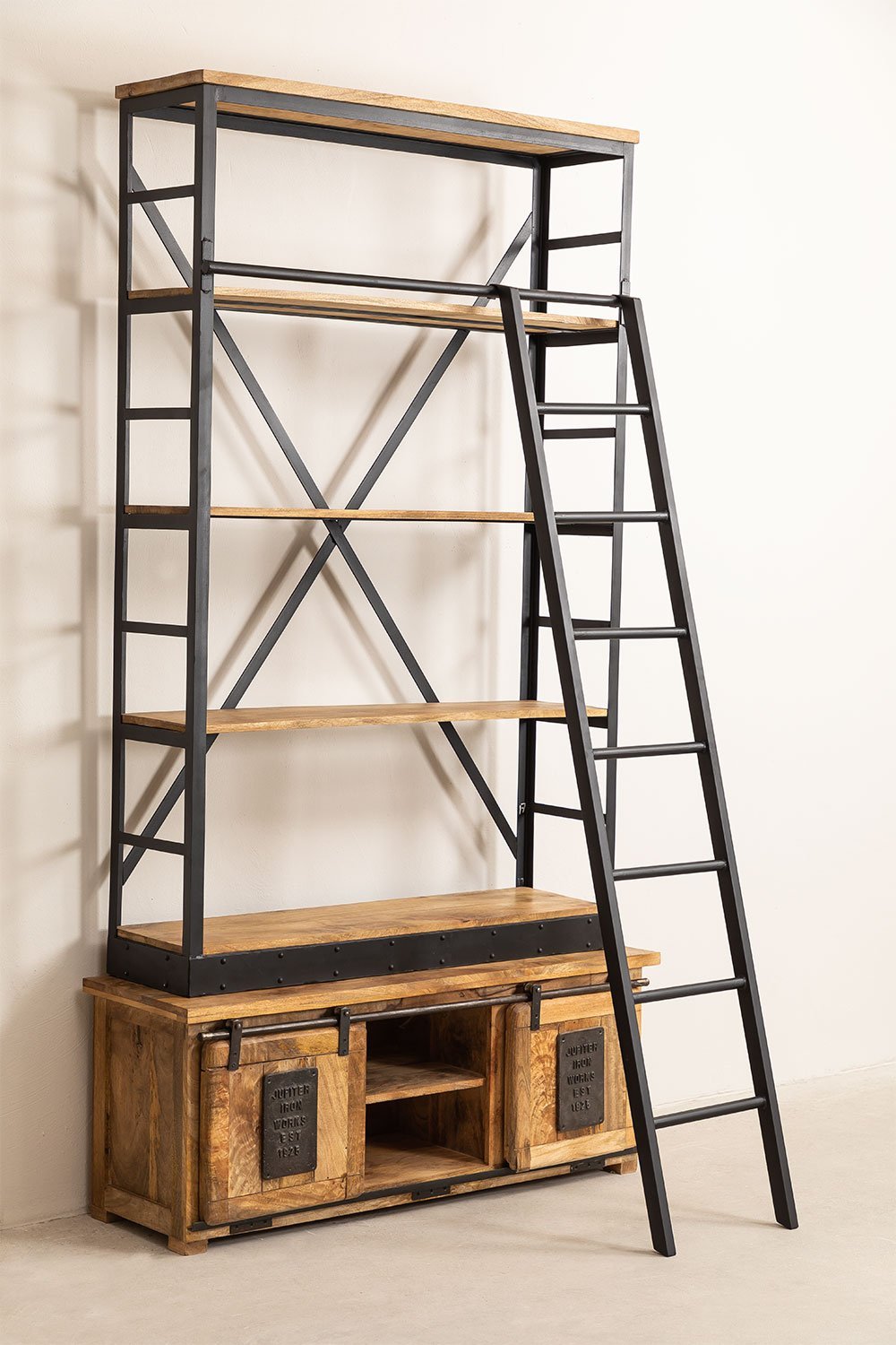 Bibliothèque avec escalier en bois de manguier Uain, image de la galerie 2