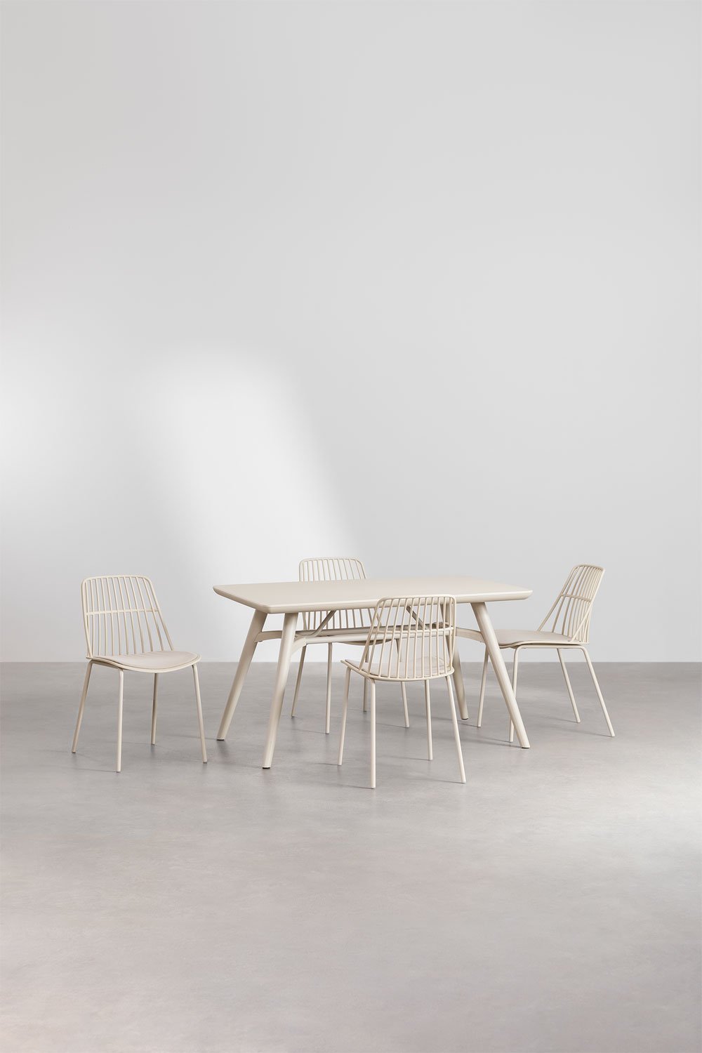 Ensemble table rectangulaire Joane (134x78 cm) et 4 chaises de jardin Maeba, image de la galerie 1