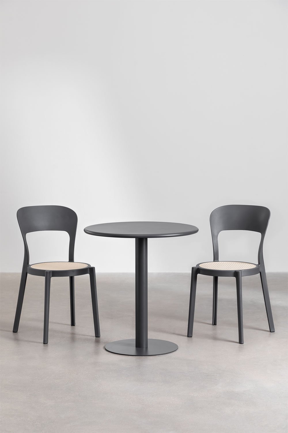 Ensemble table ronde Mizzi (Ø70 cm) et 2 chaises de jardin Odilia, image de la galerie 1