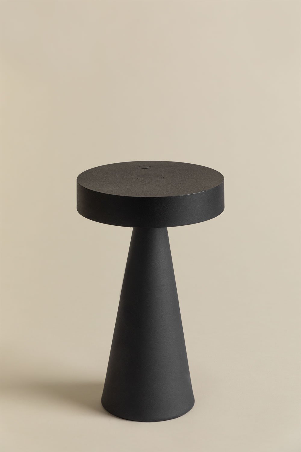 Lampe de table LED sans fil pour extérieur en fer Catinca, image de la galerie 3