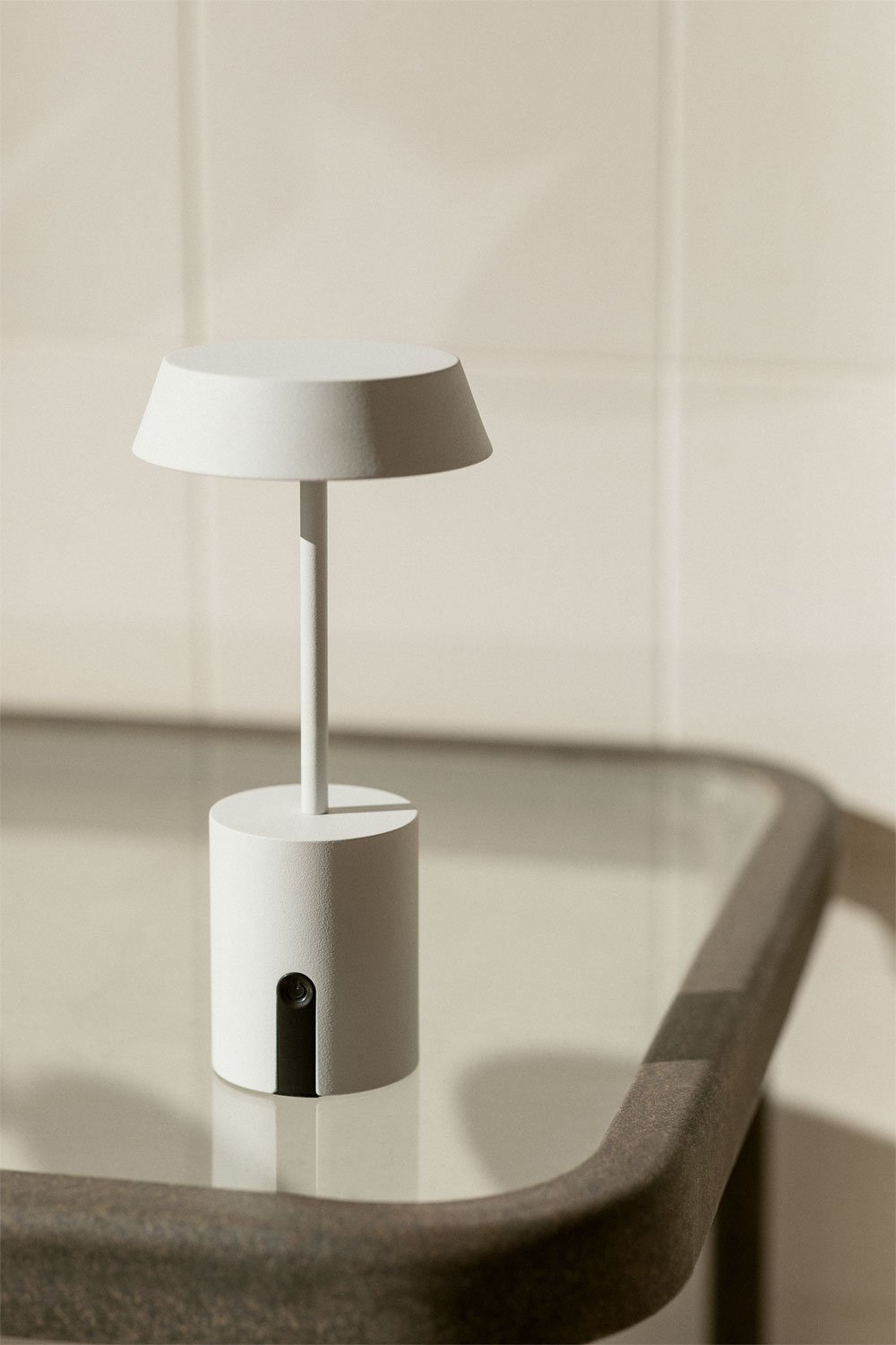 Lampe de table d'extérieur LED sans fil Uliana, image de la galerie 1