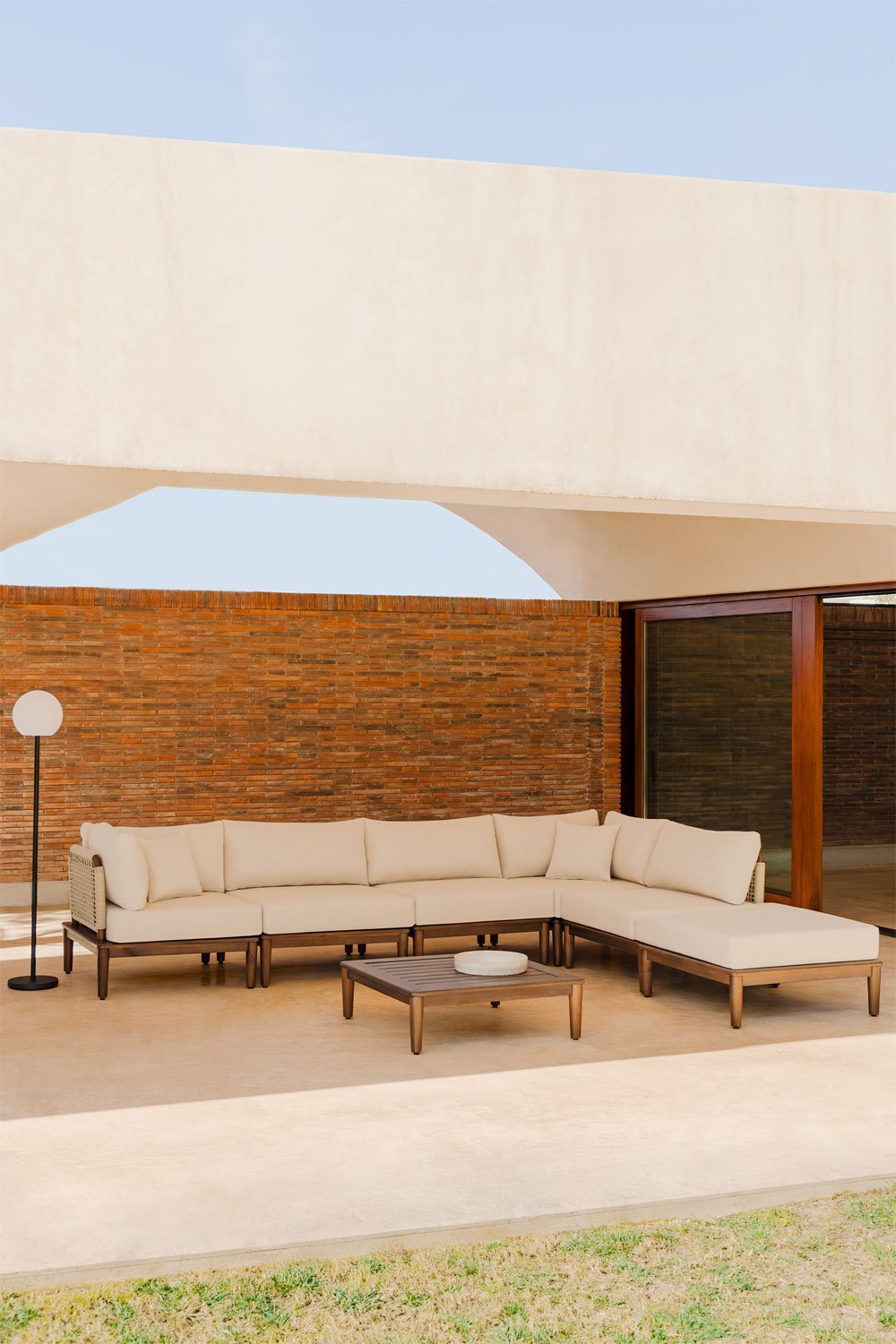 Canapé de jardin d'angle modulable 5 pièces avec table basse et pouf en bois d'acacia Brayan , image de la galerie 1