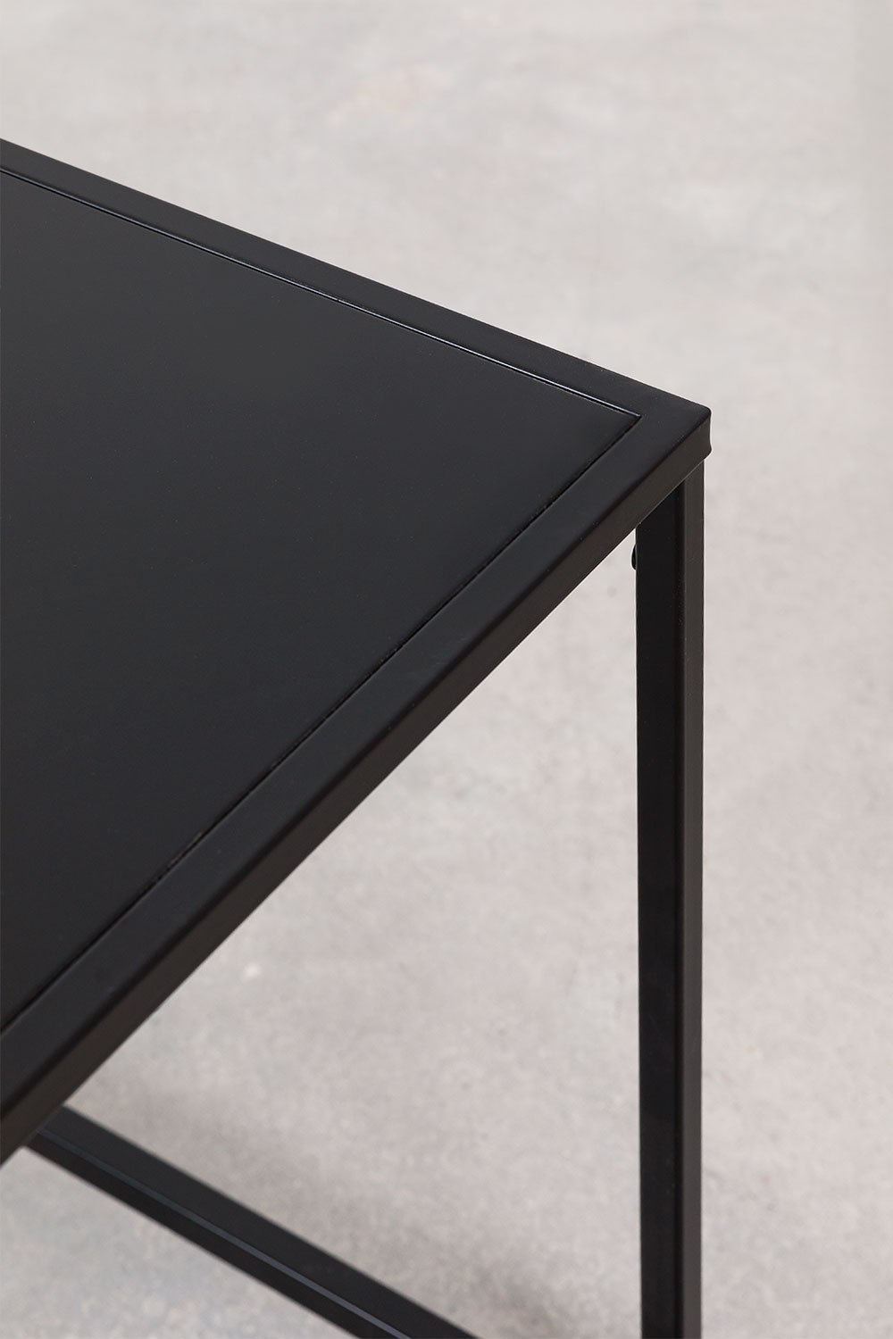 Table d'appoint carrée 40x40 cm en acier Thura, image de la galerie 3