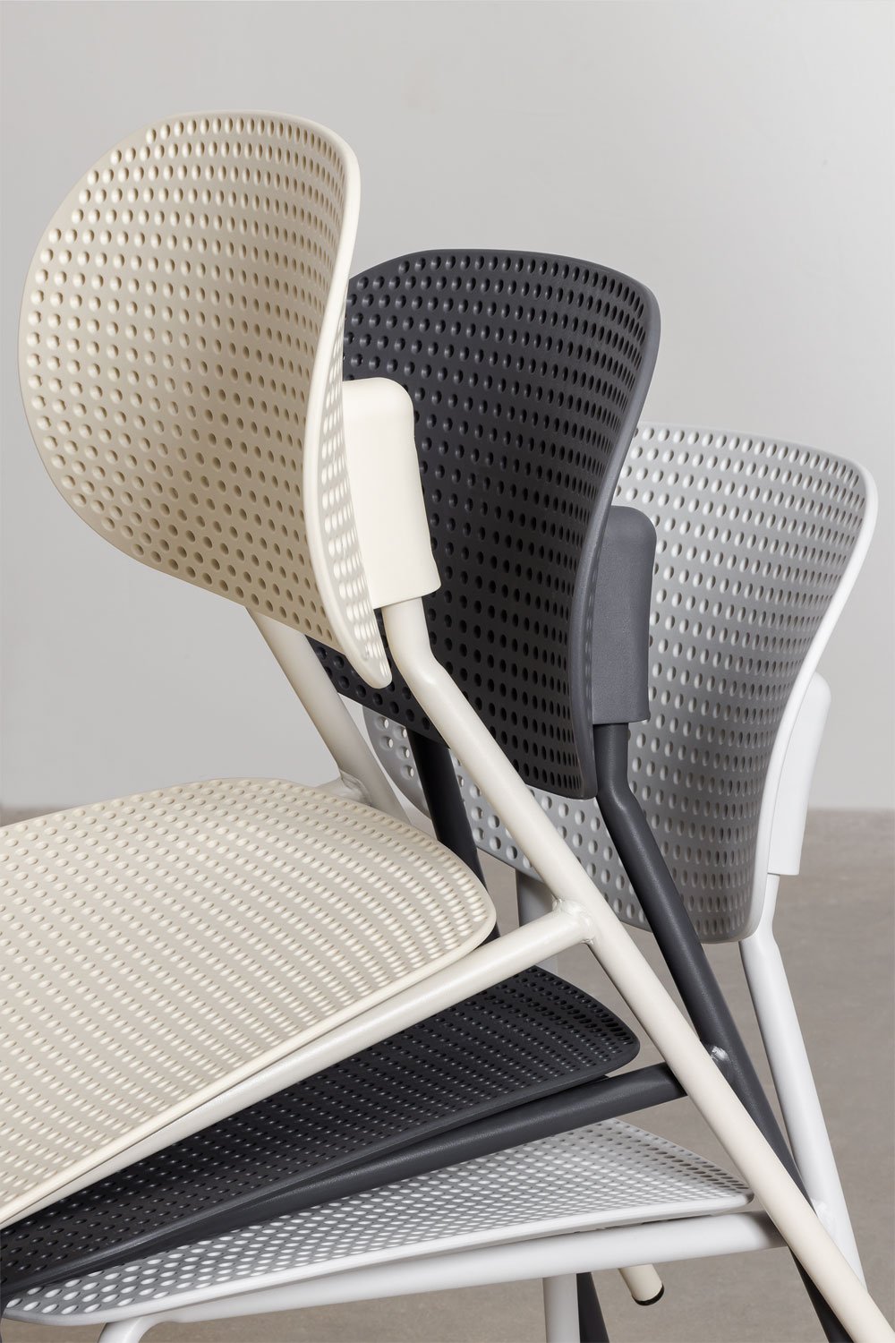 Chaise de salle à manger en polypropylène et fer Tupah, image de la galerie 9