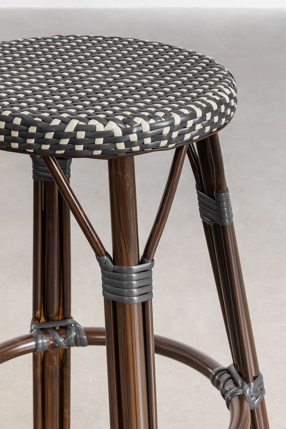 Tabouret de jardin haut en aluminium et rotin synthétique (75 cm) Brielle Bistro, image de la galerie 2