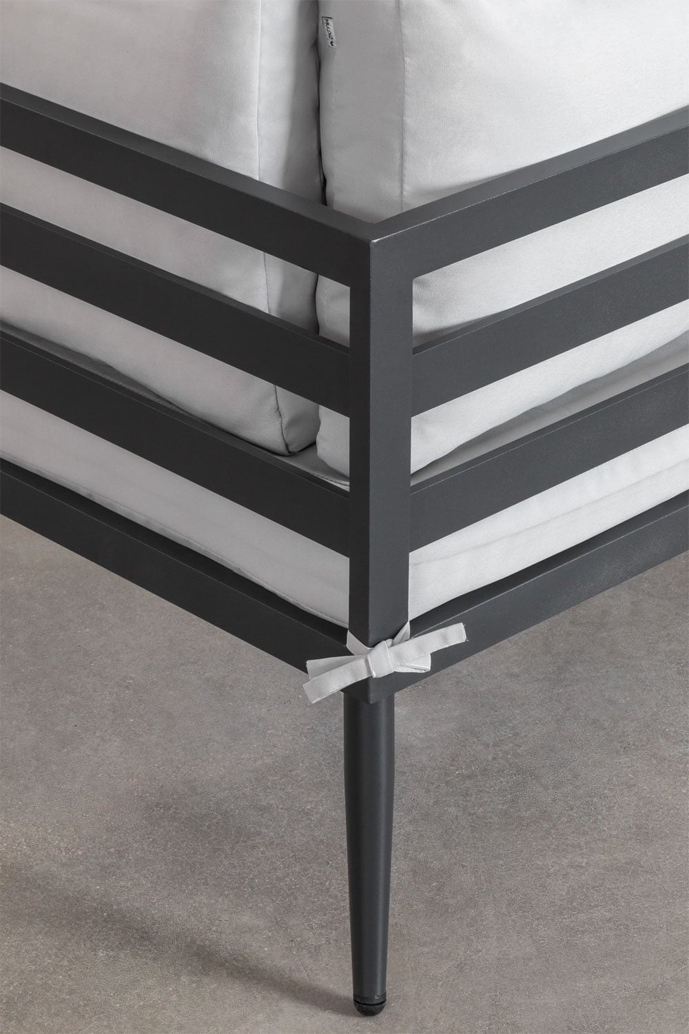 Ensemble de jardin avec canapé d'angle 4 places et table basse en aluminium et bois Nadi, image de la galerie 8