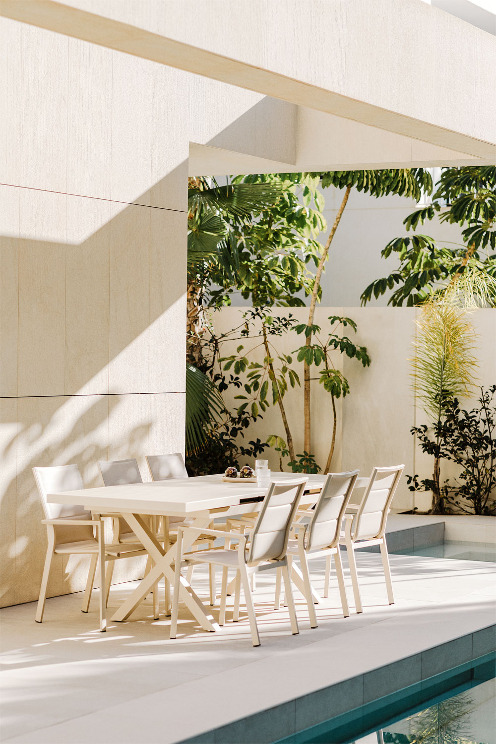 Tomaino Table Jardin Plastique Blanc 138x87cm - Pieds Amovibles - Trou Parasol