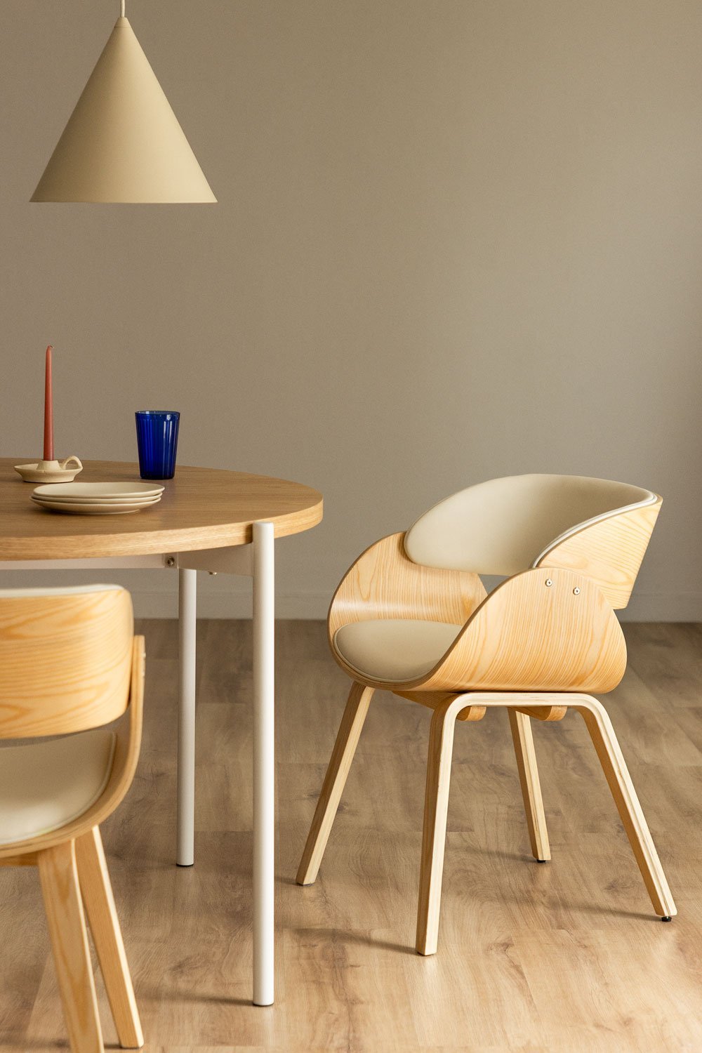 Pack de 4 chaises de salle à manger en bois et similicuir Lorete, image de la galerie 1