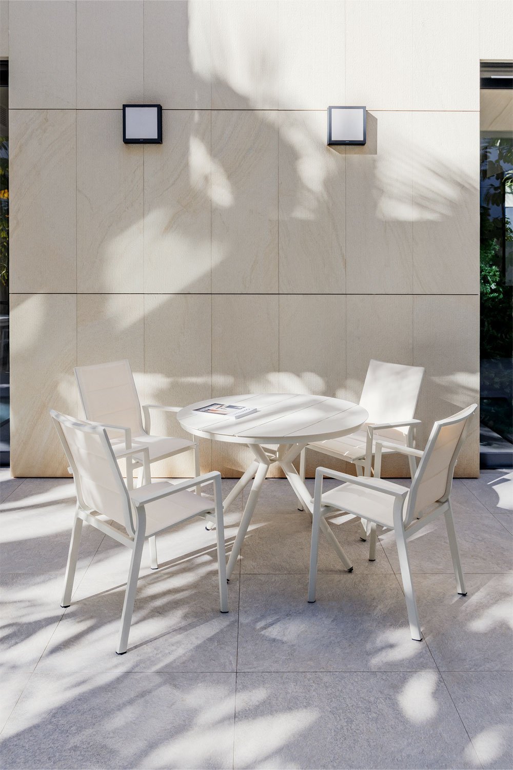 Table de jardin ronde en aluminium Valérie, image de la galerie 1