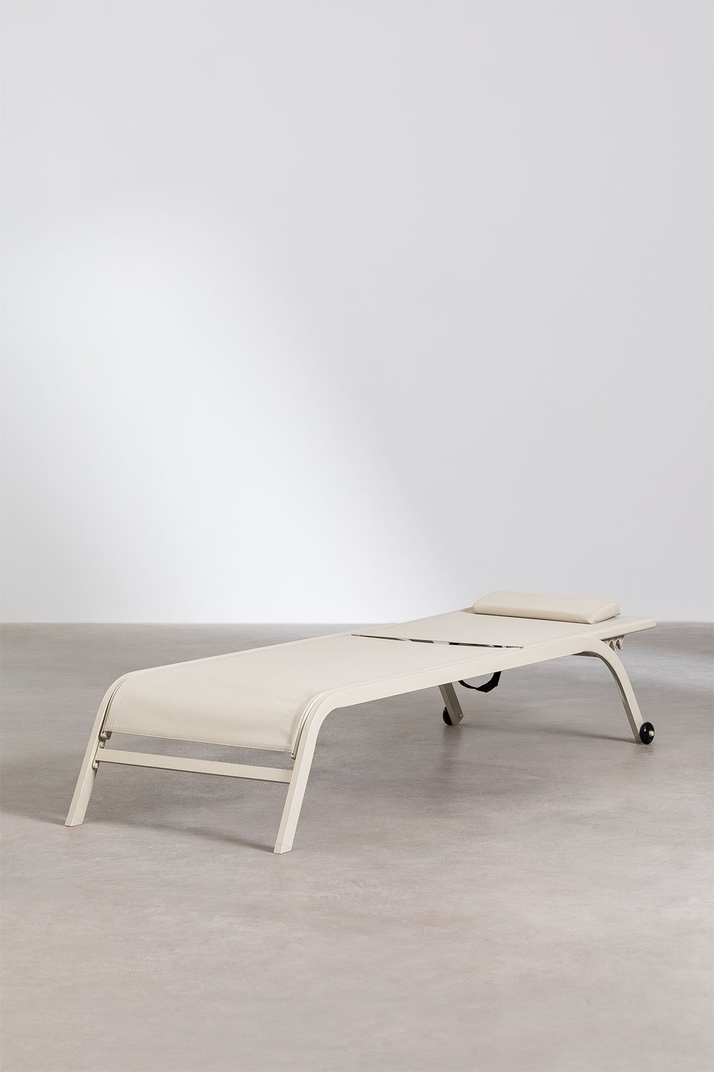 Chaise longue inclinable Therys avec coussin, image de la galerie 3