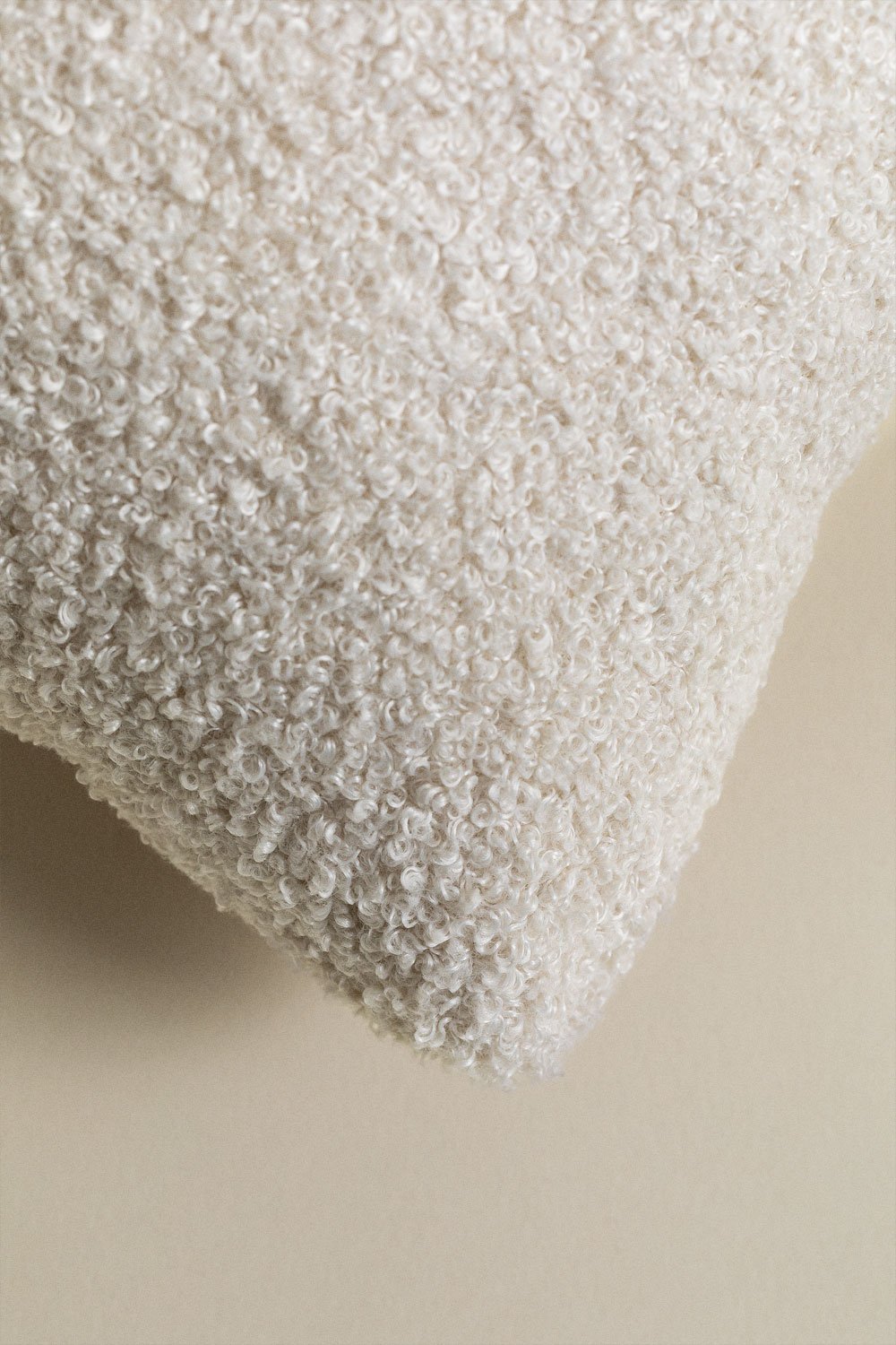 Coussin rectangulaire 70x30 cm en tissu mouton Borjan, image de la galerie 5