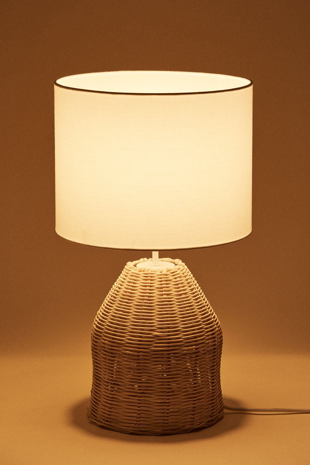 Lampe de table en rotin Zakai, image de la galerie 3