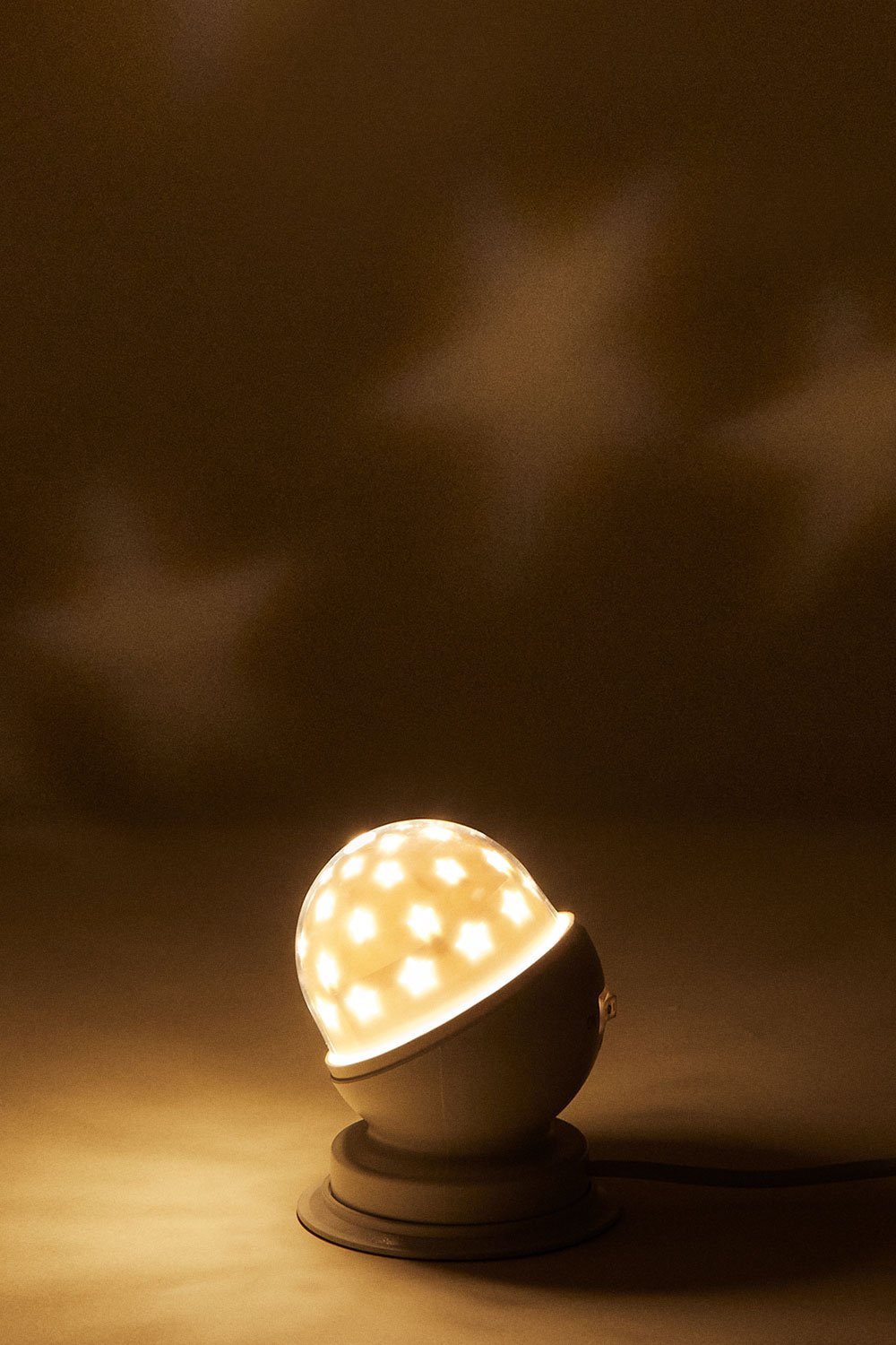 Lampe de table LED avec projecteur d'étoiles Russel Kids, image de la galerie 2