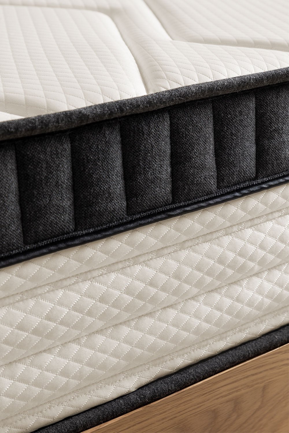 Matelas mousse mémoire Guideor, image de la galerie 4