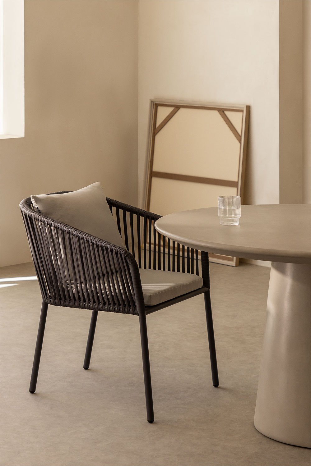 Lot de 4 chaises de salle à manger Arhiza Classic avec accoudoirs en aluminium et corde tressée, image de la galerie 1