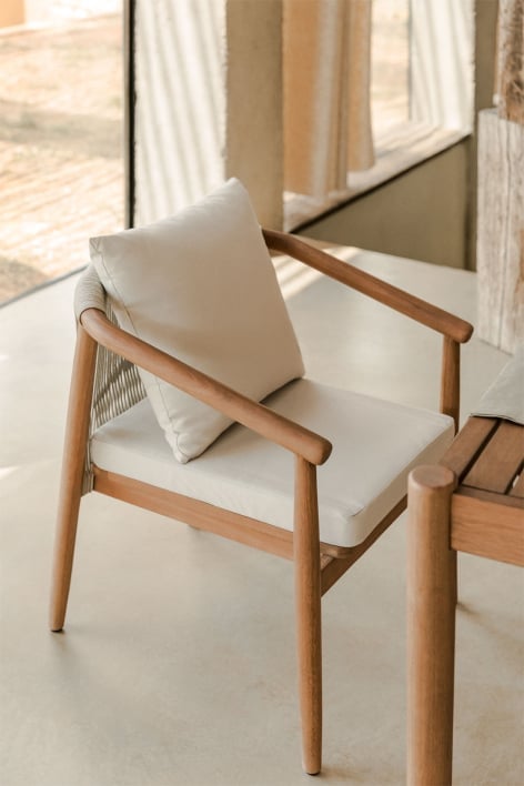 Chaise de salle à manger empilable Aderyn avec accoudoirs en bois d'eucalyptus