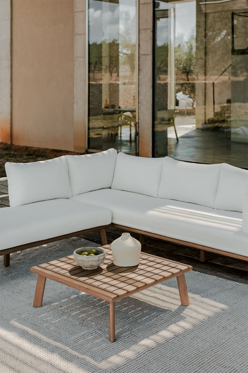 sklum Table basse de jardin carrée 80x80 cm en bois d'eucalyptus Yaminsk