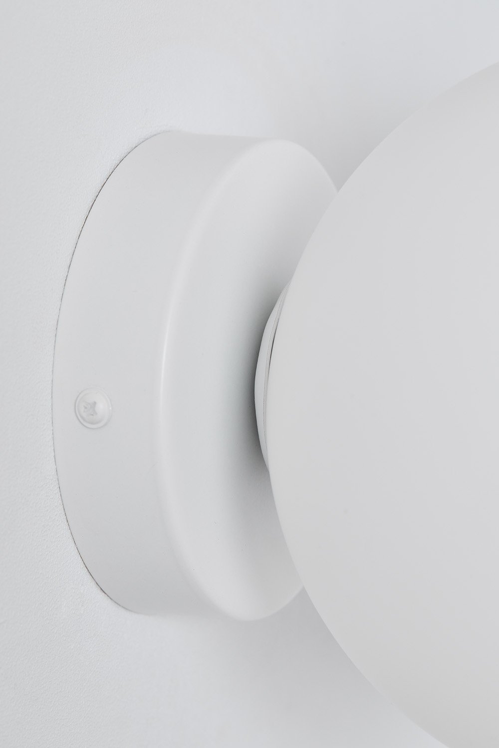 Applique murale pour salle de bain en acier inoxydable avec boule en cristal Uvol Traditional, image de la galerie 4