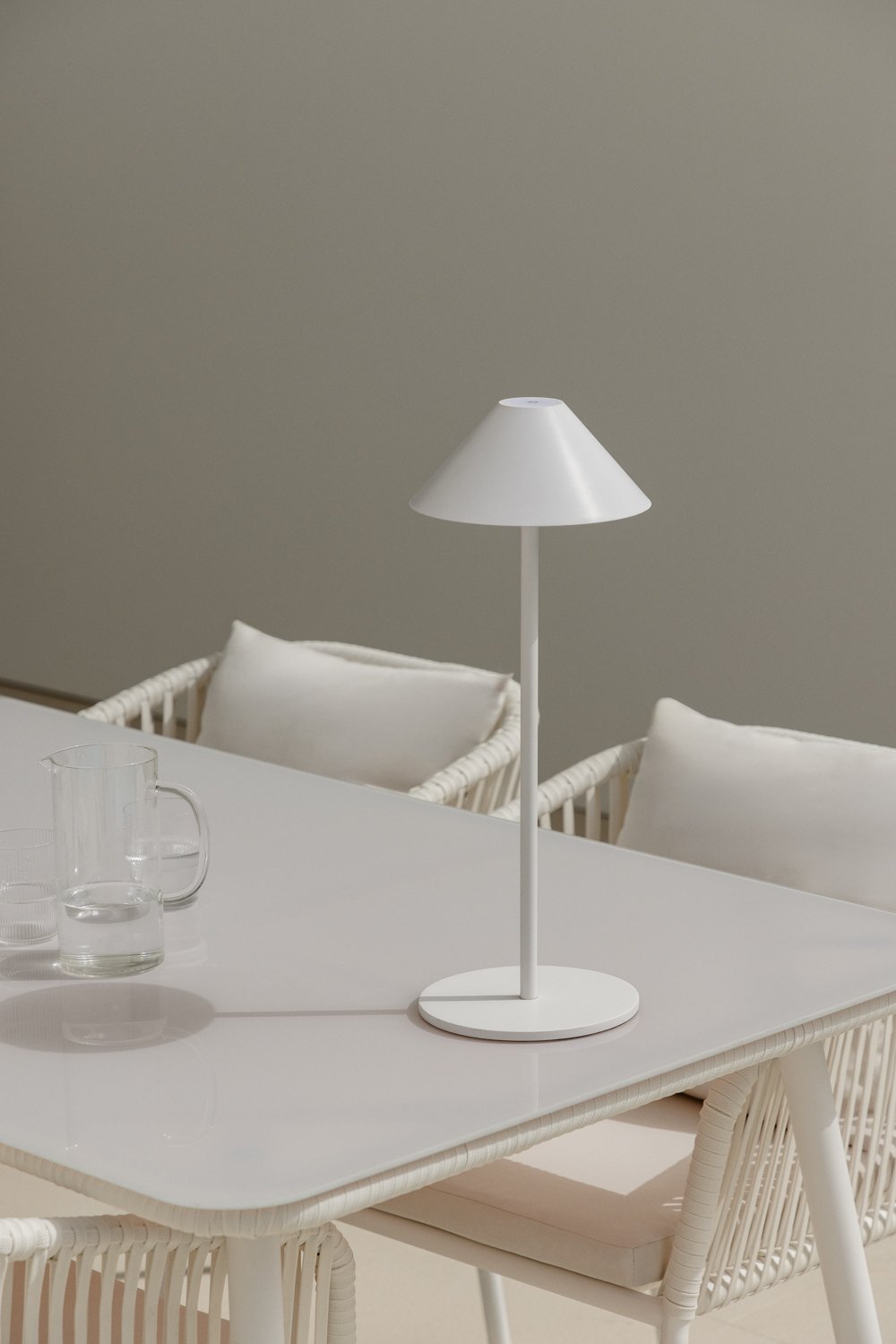 Lampadaire extérieur LED sans fil Asiev , image de la galerie 2