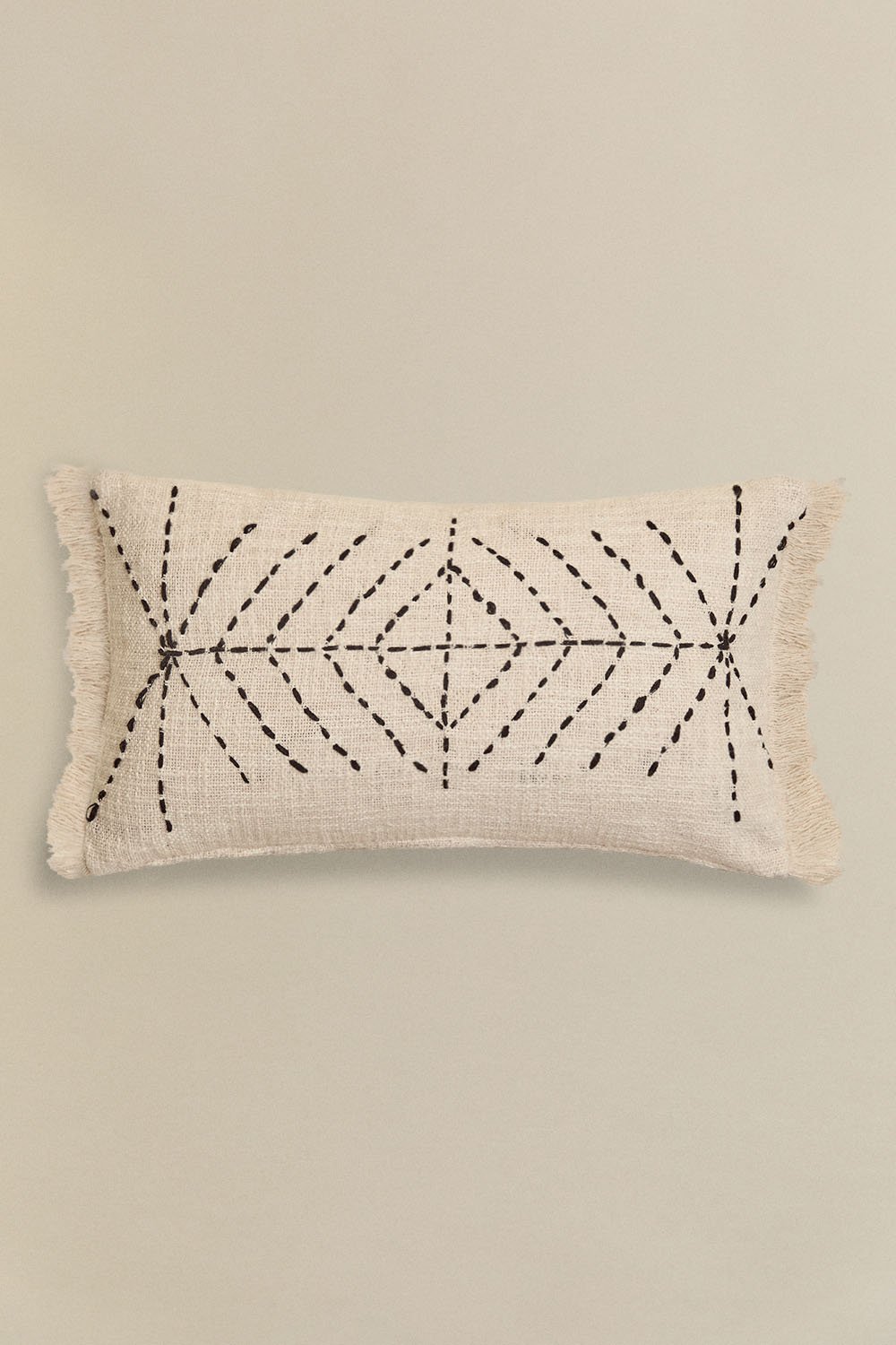 Coussin rectangulaire en coton (30x50 cm) Iguatu, image de la galerie 3