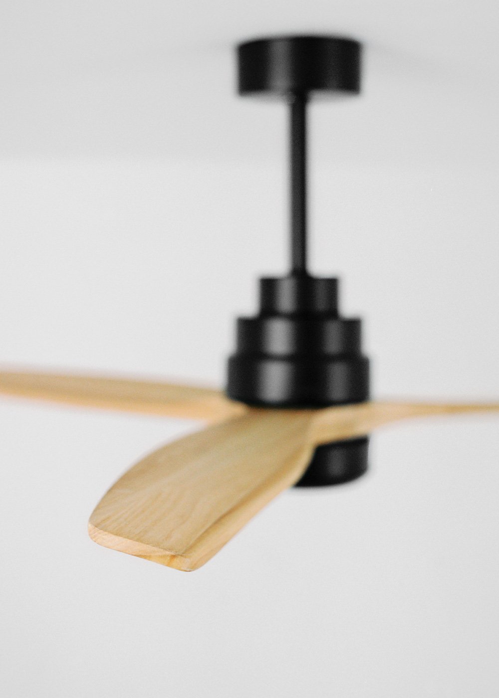 CREATE - WIND STYLANCE - Ventilateur de plafond 40W silencieux Ø132 cm 100% bois, image de la galerie 6
