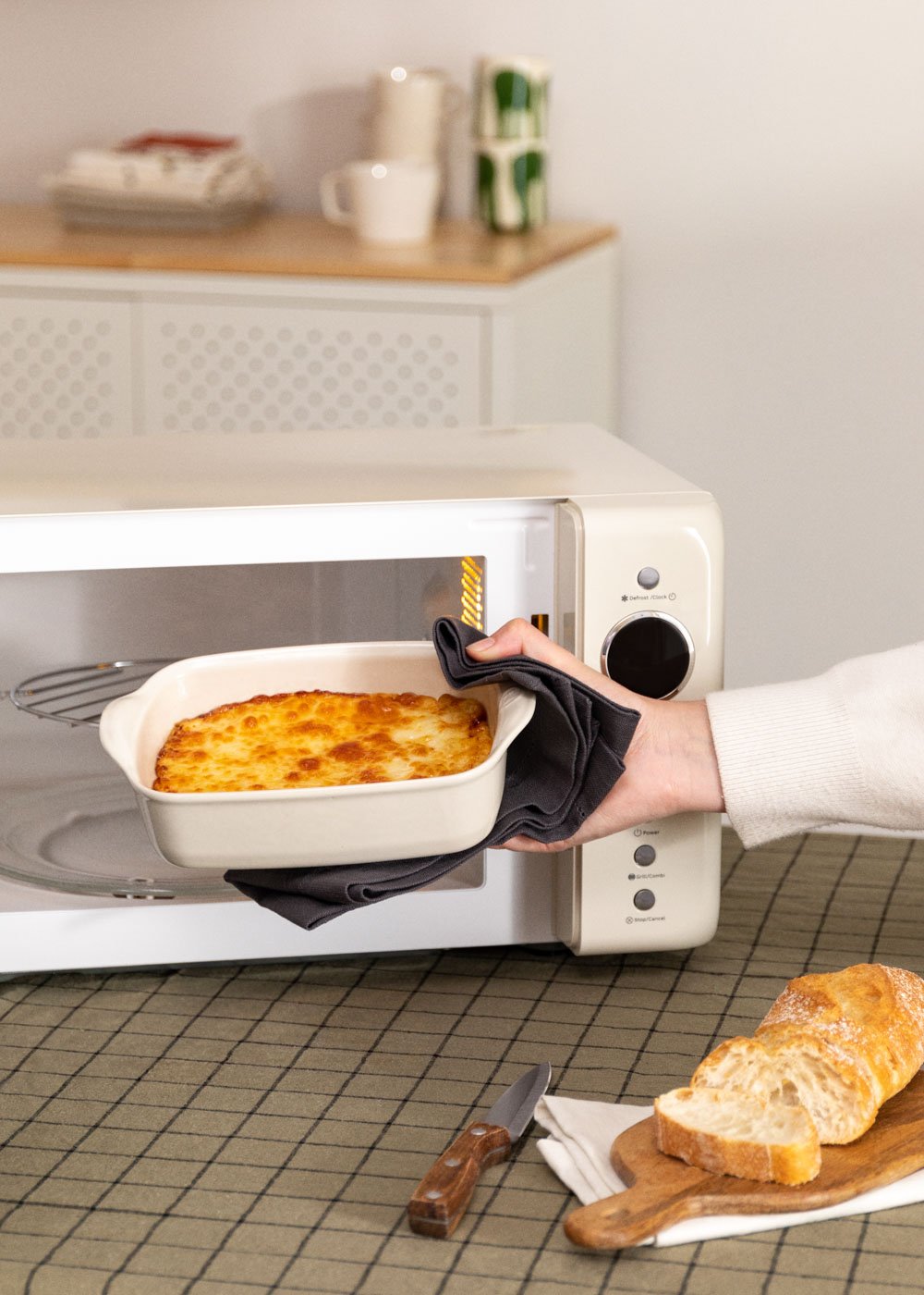 CREATE - MICROWAVE RETRO - Micro-ondes gril numérique 900W, image de la galerie 4