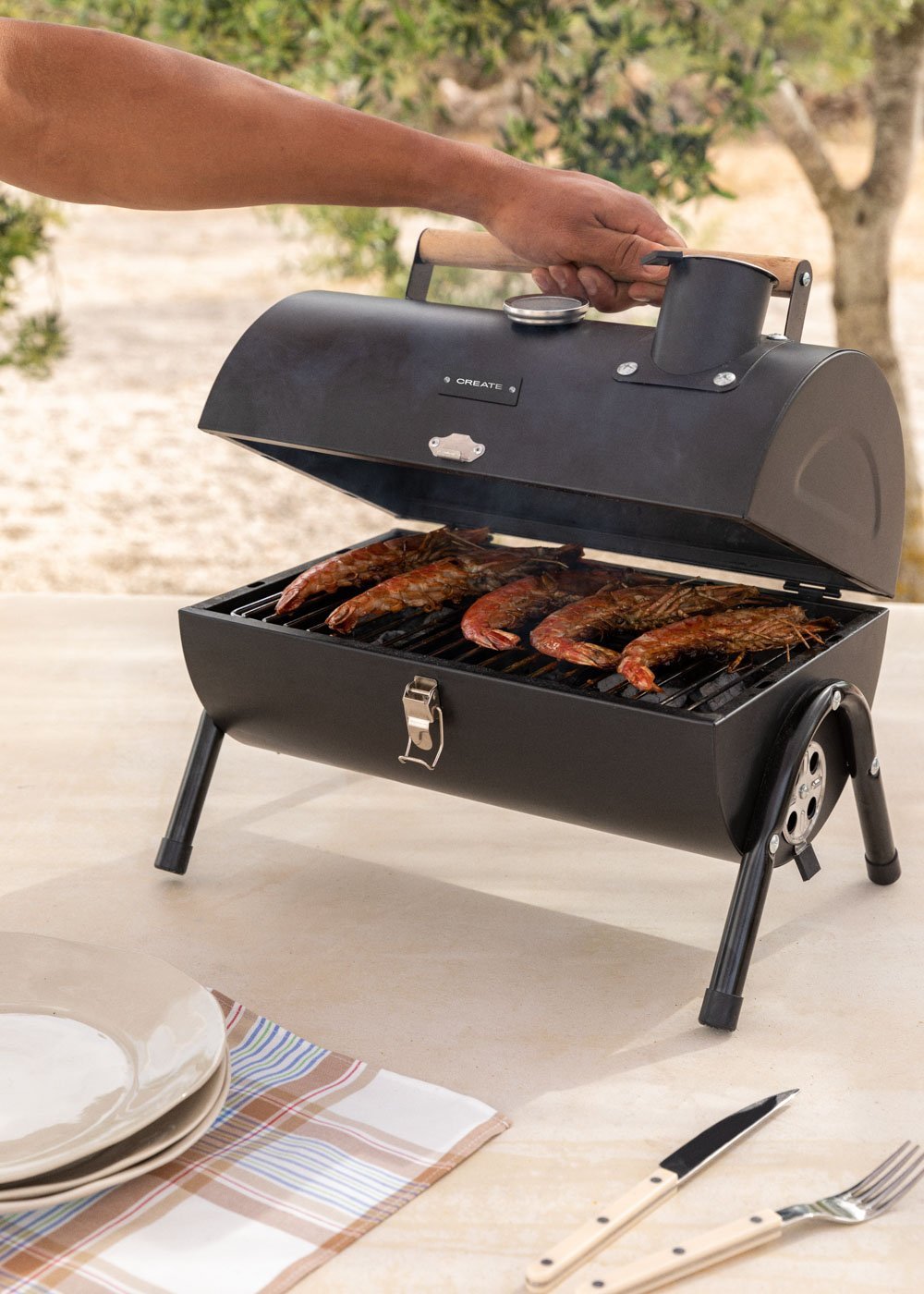 CREATE - BBQ SMOKEY COMPACT - Barbecue fumoir au charbon de bois portatif, image de la galerie 2