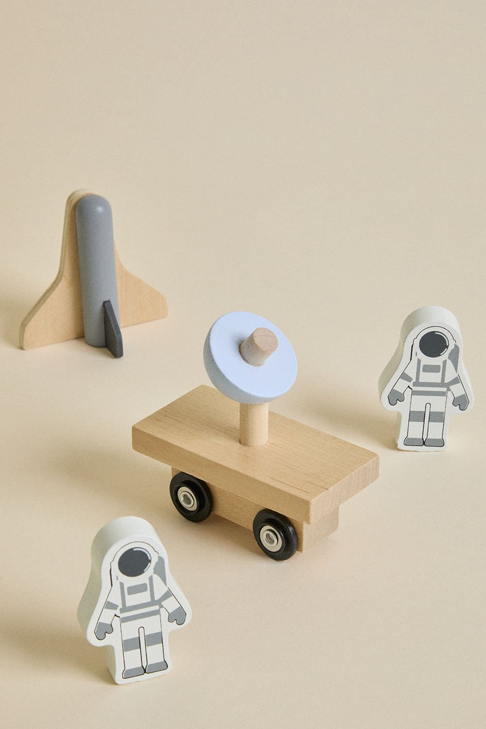 Fusée en bois multi-activités Apirelo Kids, image de la galerie 7