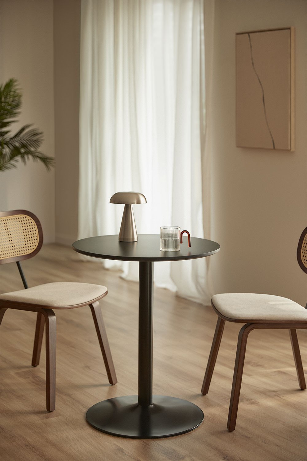 Table à manger ronde en MDF et métal Yvetta  , image de la galerie 1