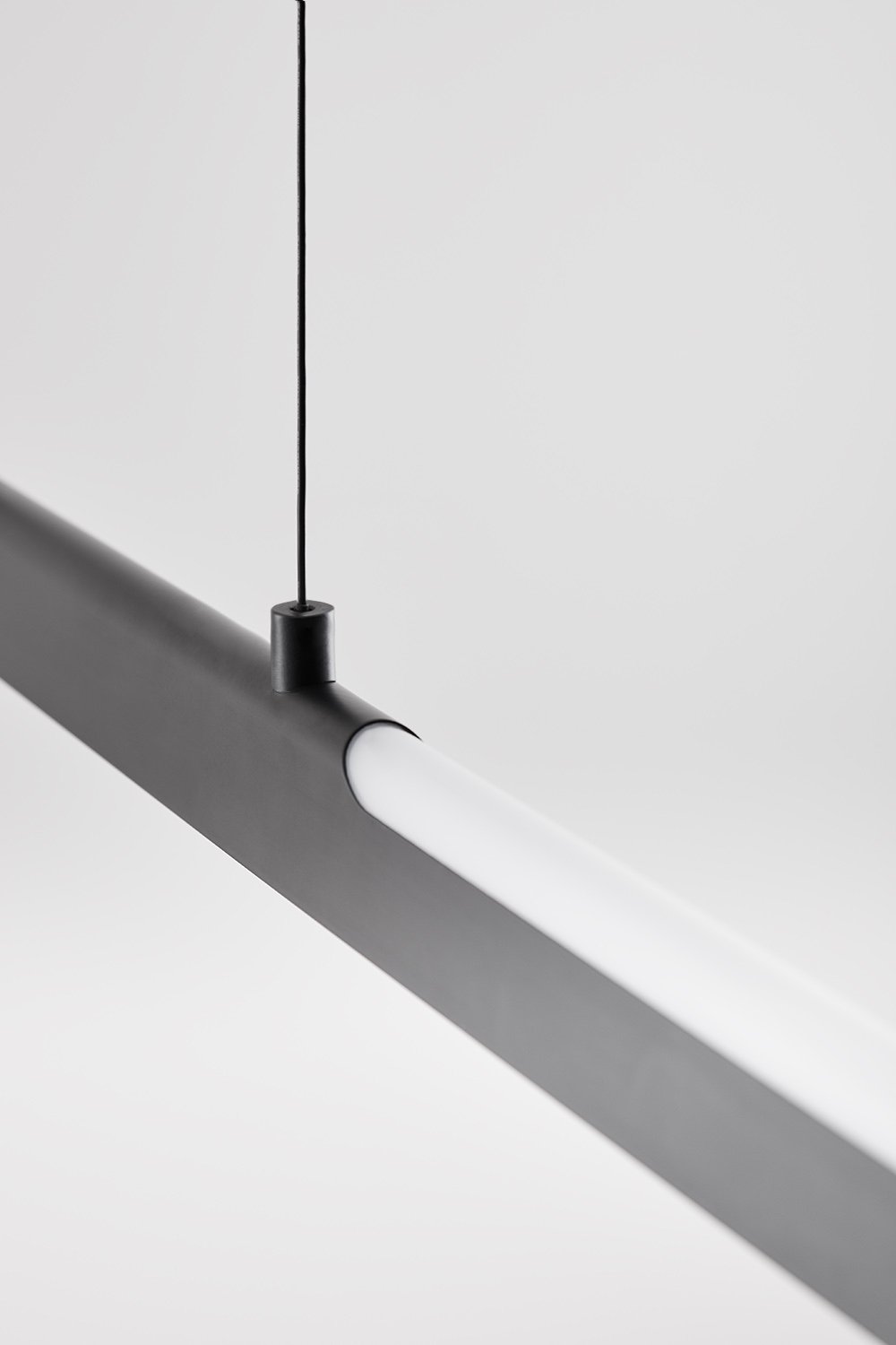 Plafonnier LED linéaire en aluminium (120 cm) Egoy, image de la galerie 4