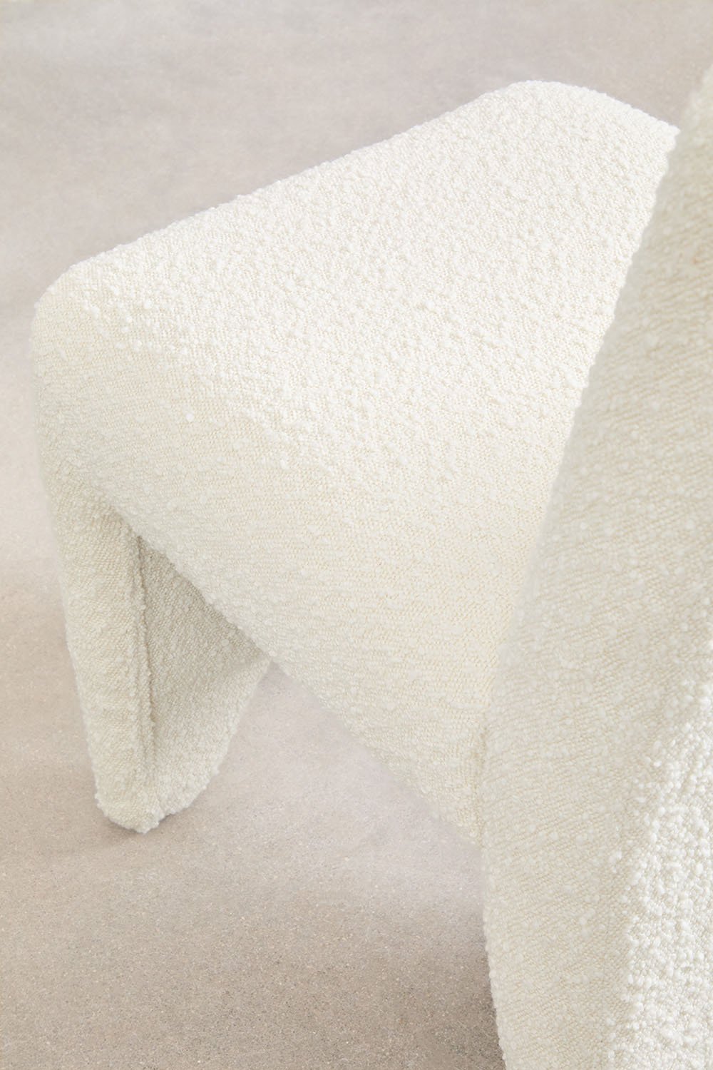 Pack de 4 chaises de salle à manger en bois et tissu bouclé Kamez, image de la galerie 6