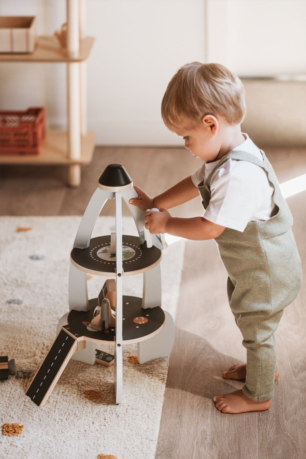 Fusée en bois multi-activités Apirelo Kids, image de la galerie 1