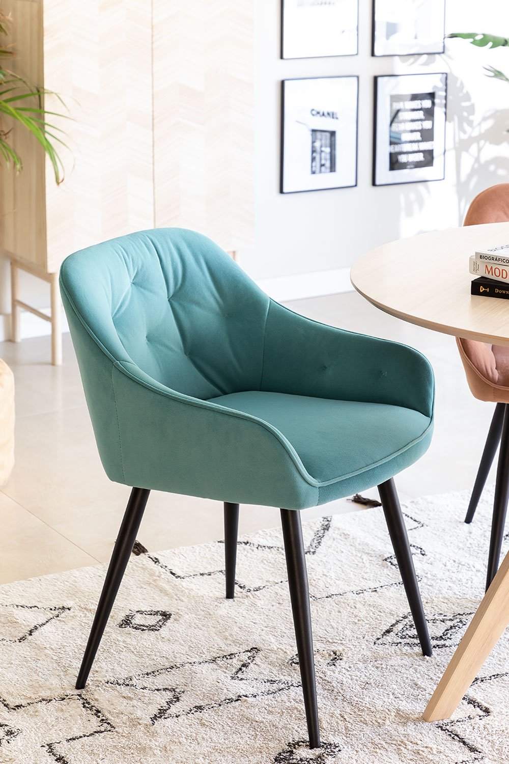 Pack de 2 chaises de salle à manger en velours Zilen, image de la galerie 1