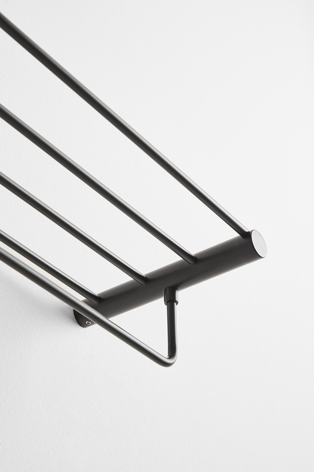 Porte-serviettes mural pour salle de bain avec étagère en acier inoxydable Devon, image de la galerie 5