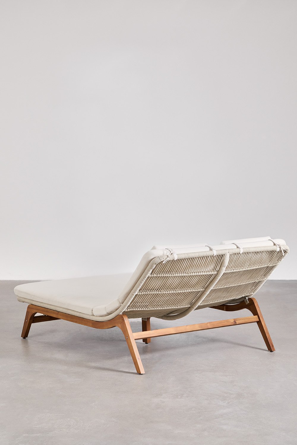 Chaise longue double en bois d'acacia avec coussin Vejer, image de la galerie 6