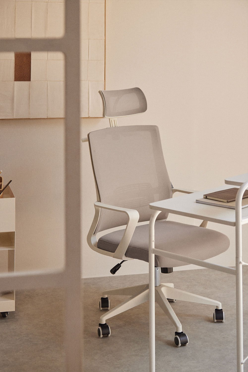 Chaise de bureau avec roulettes et accoudoirs Teill Colors, image de la galerie 1