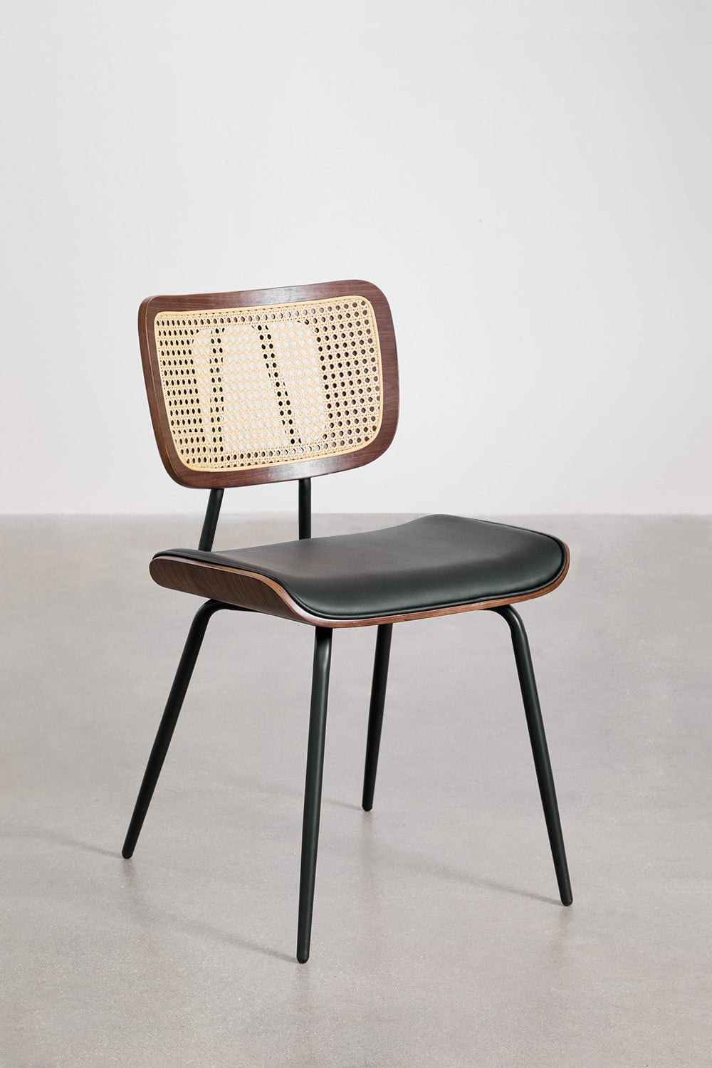 Pack de 2 chaises de salle à manger en bois, rotin et similicuir Raysa, image de la galerie 3