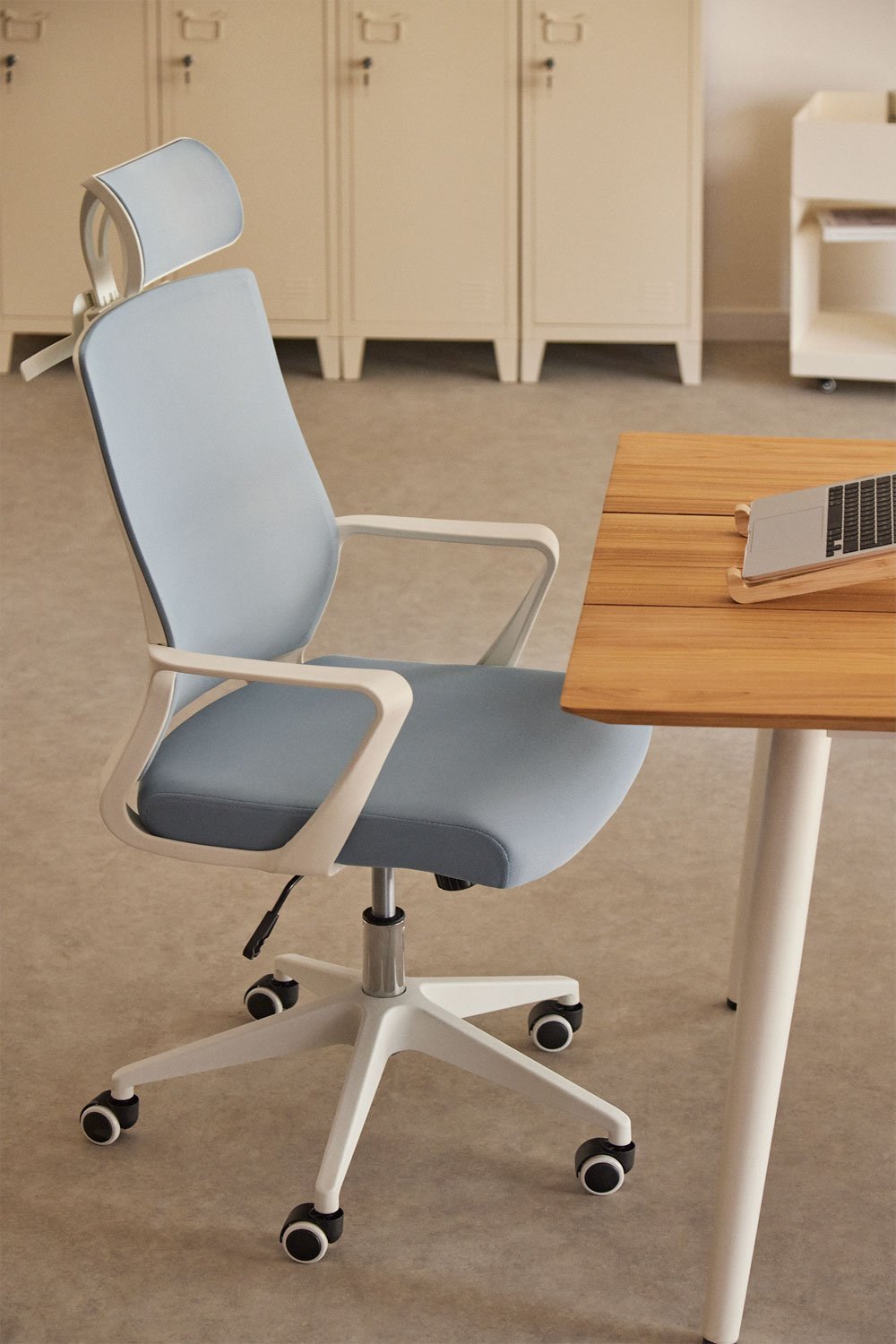 Chaise de bureau avec roulettes et accoudoirs Teill Colors, image de la galerie 1