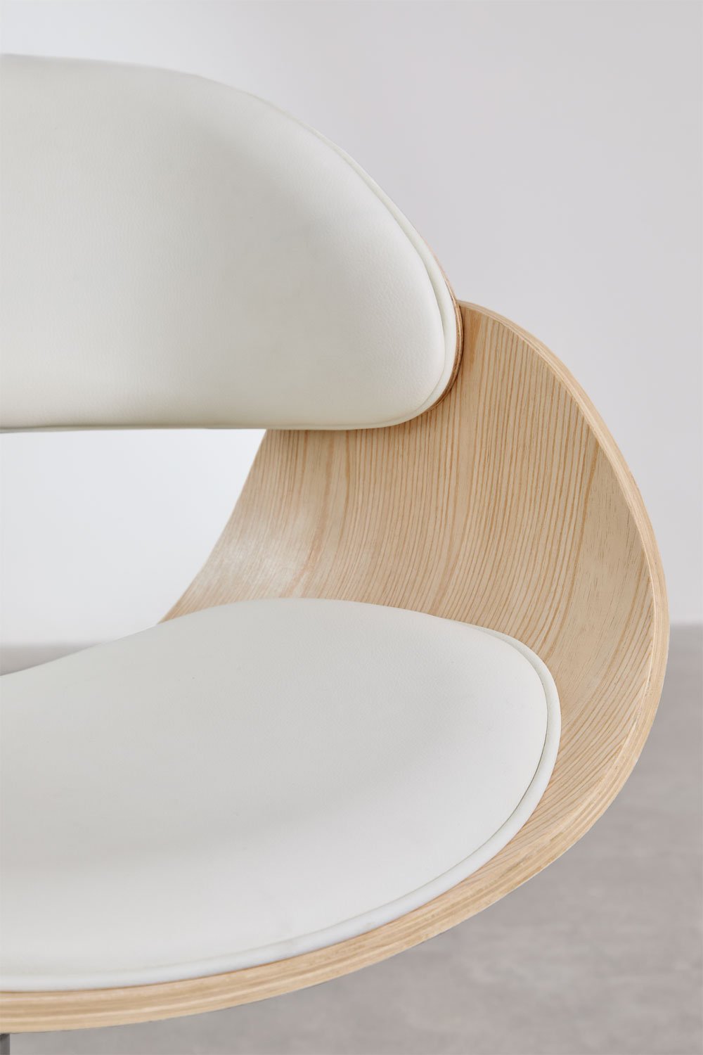 Chaise de bureau à roulettes en bois et similicuir Lorete, image de la galerie 7