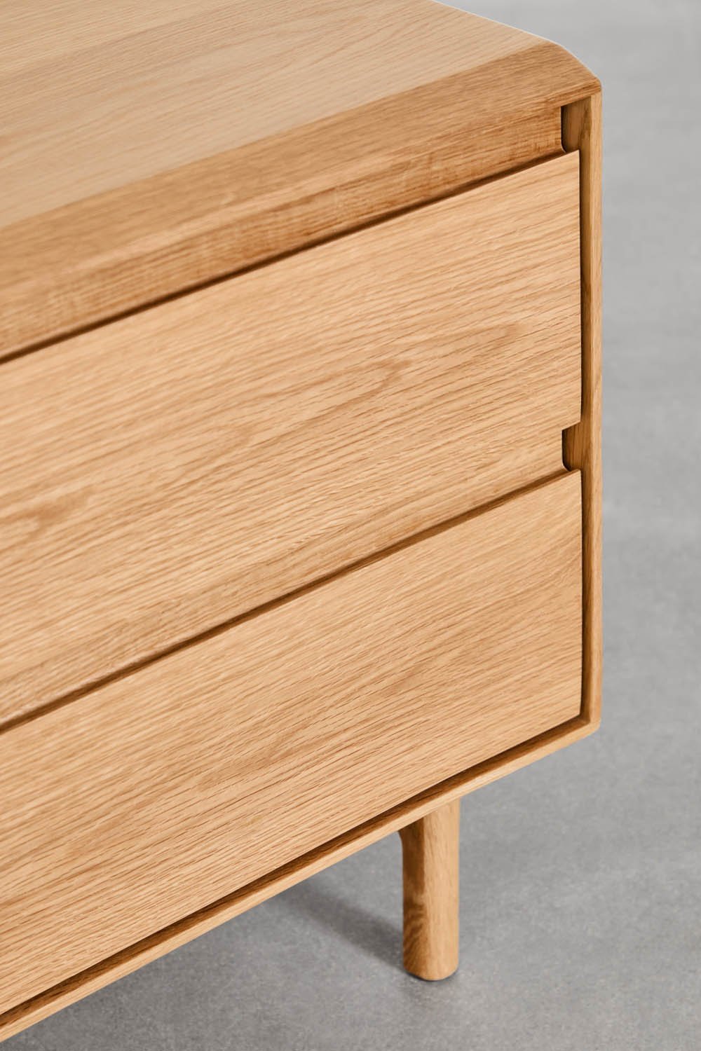 Table de chevet en bois Treveris, image de la galerie 6