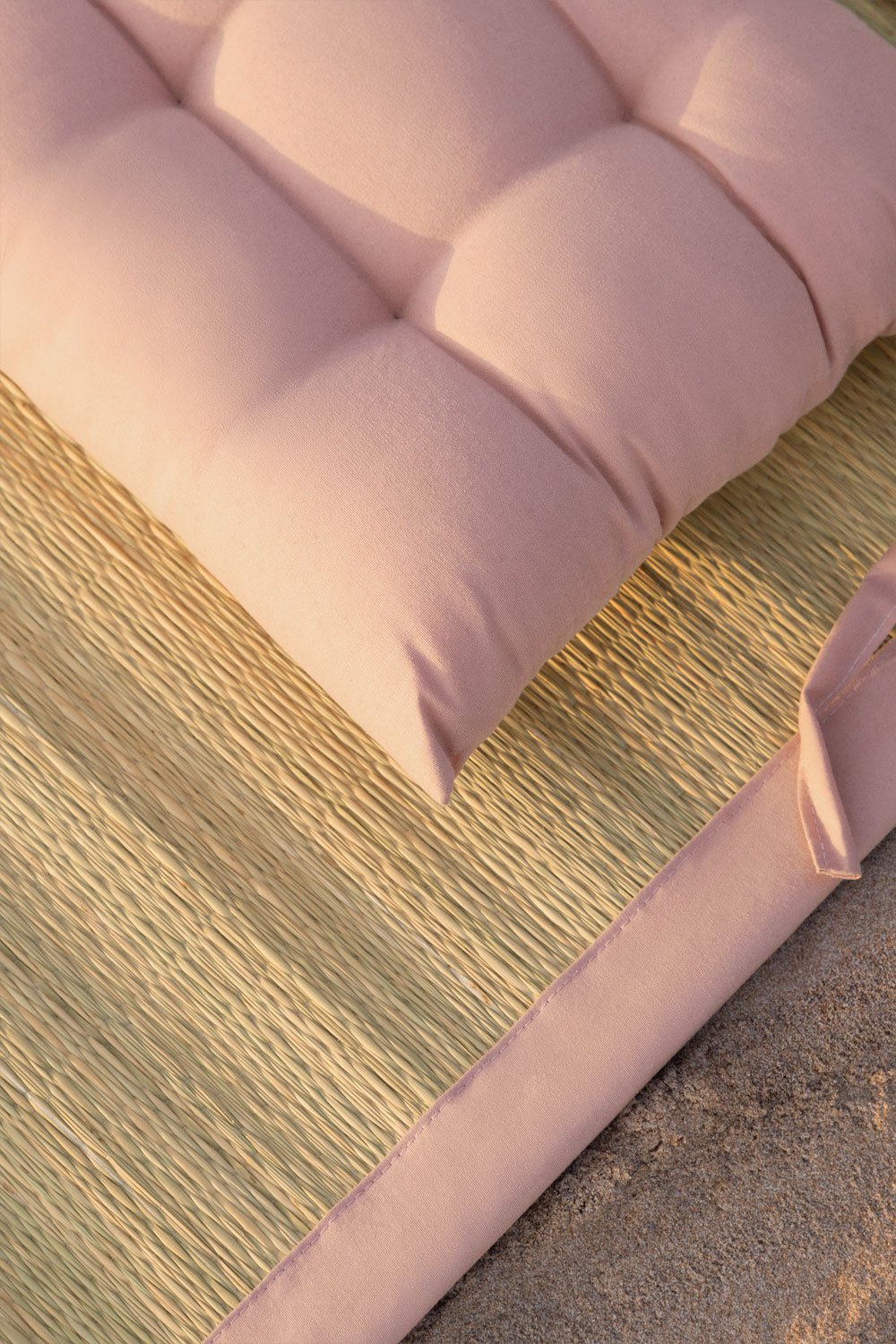 Tapis de plage avec coussin Neila , image de la galerie 2