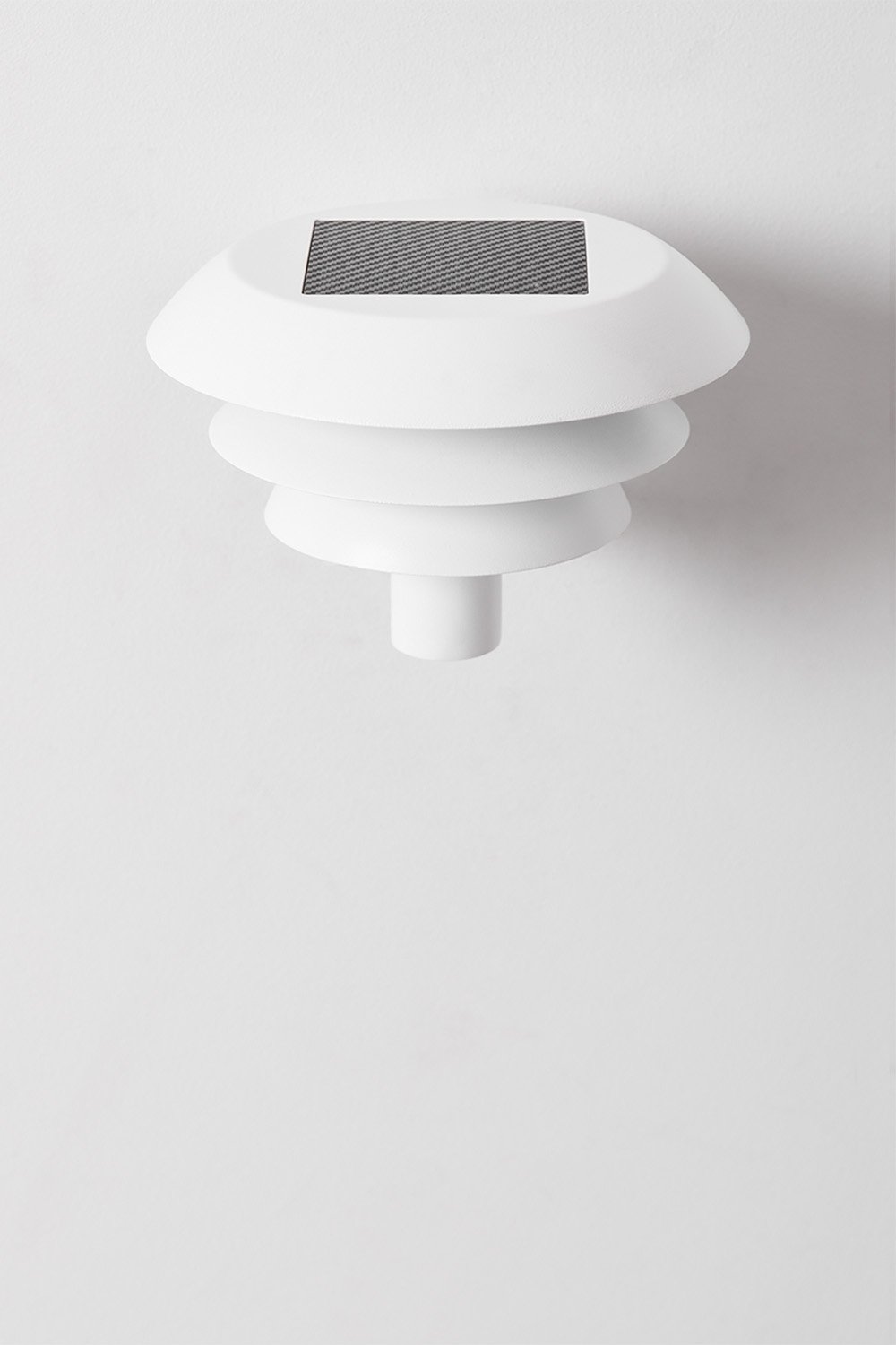 Applique murale LED solaire d'extérieur en acier inoxydable Lirano , image de la galerie 3