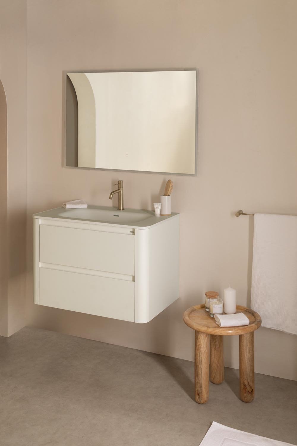 Ensemble de meubles de salle de bain en bois avec lavabo intégré et miroir Egerton , image de la galerie 1