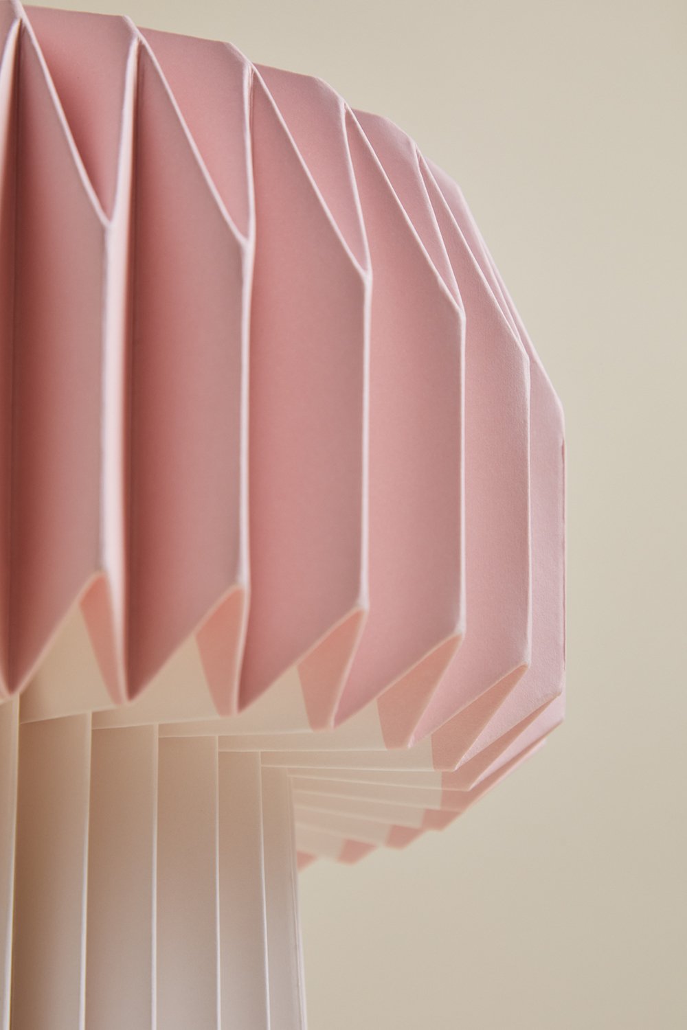 Lampe de table en papier Aridiana Kids    , image de la galerie 5