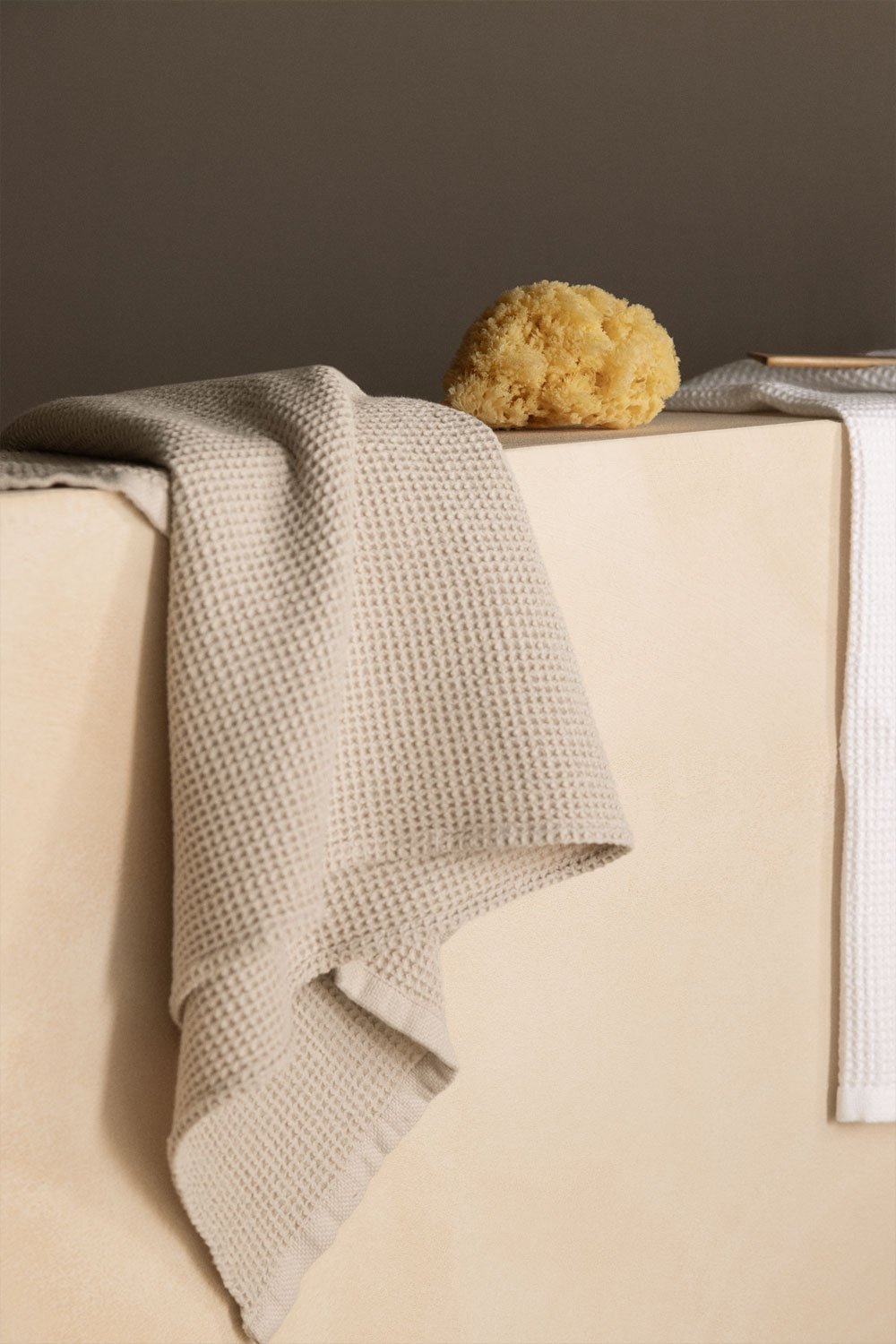 Serviette en coton gaufré Fiorala, image de la galerie 1