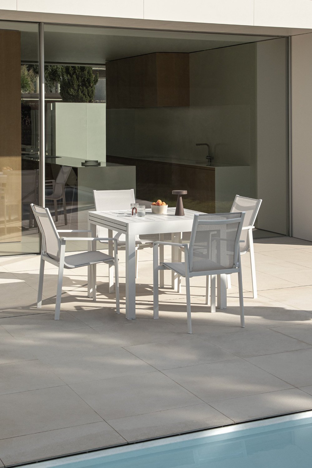 Table de jardin extensible rectangulaire en aluminium (90-180x90 cm) Starmi, image de la galerie 2