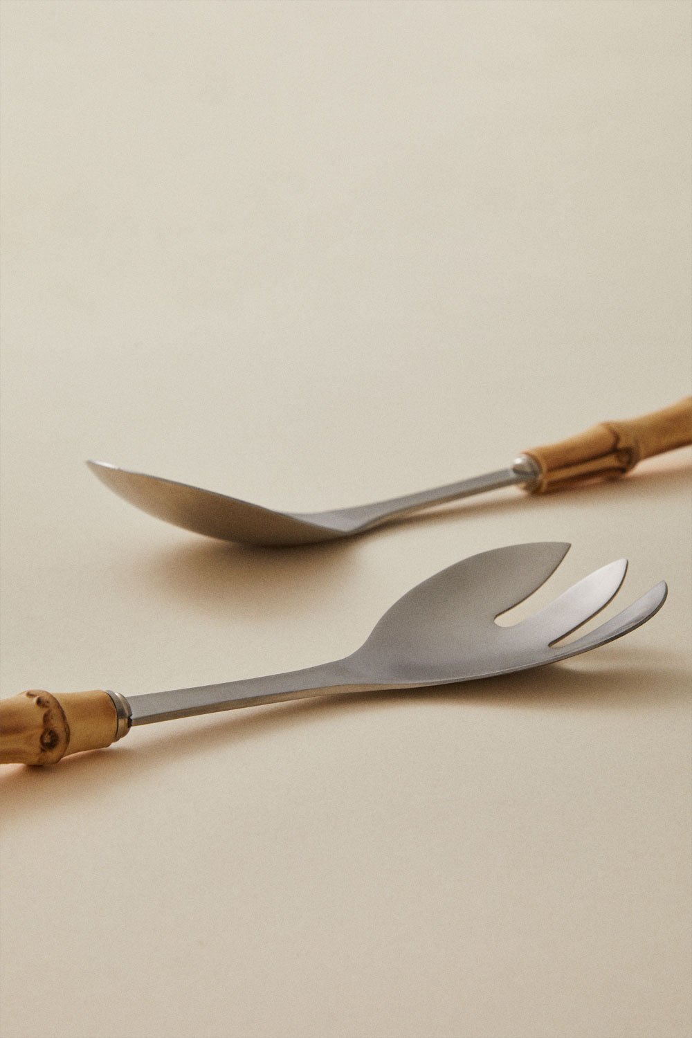 Couverts à salade en acier inoxydable avec manche en bambou 2 pièces Visola, image de la galerie 4